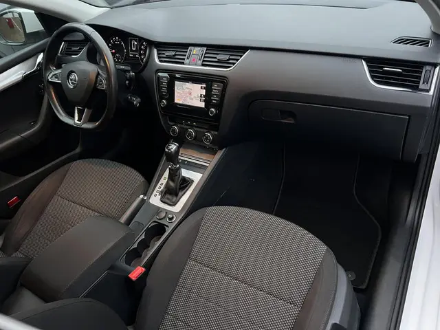 Škoda Octavia Combi 1.6 TDI | PDC | Cruise | Airco 2014 Diesel 6