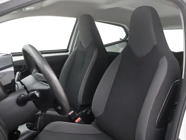 Toyota Aygo 1.0 VVT-i x-fun 2021 Benzine 25