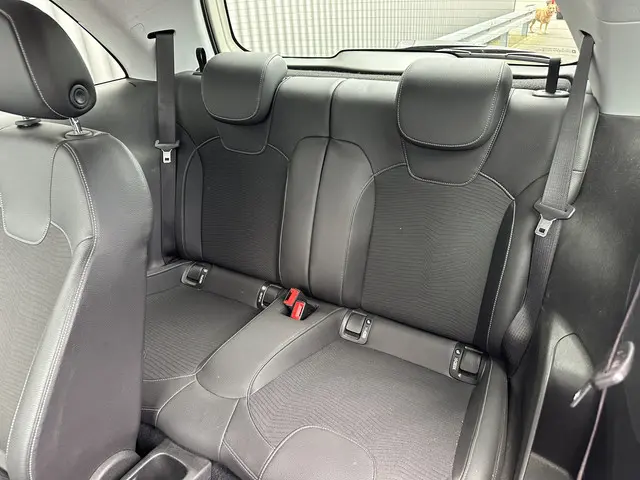 Opel ADAM 1.2 Jam 2013 Benzine 6