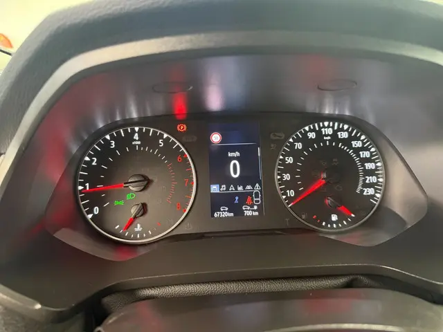 Renault Captur 1.0 TCe 90 evolution 2023 Benzine 14