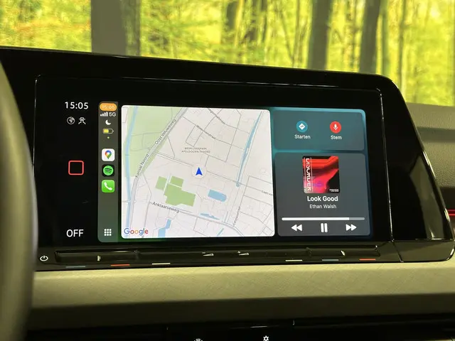 Volkswagen Golf 1.0 TSI Life 2022 Benzine 14