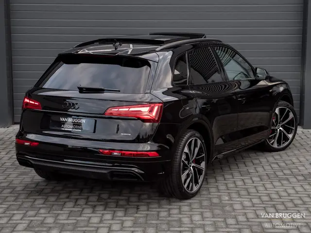 Audi Q5 50 TFSI e S-Line 2022 Hybride Benzine 33