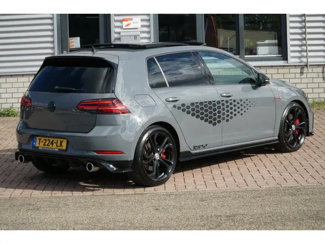 Volkswagen Golf 2.0 TSI GTI TCR PANO 2019 Benzine 9
