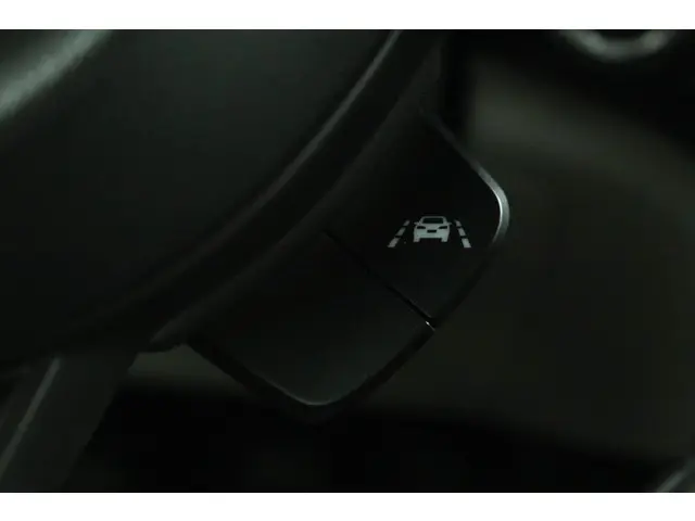 Suzuki Swift 1.2 Select Smart Hybrid 2025 Benzine 45