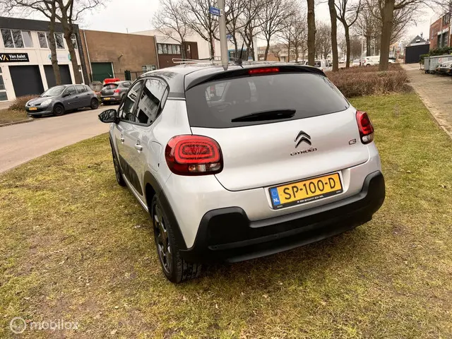 Citroën C3 1.2 PureTech S&S Business 2018 Benzine 11