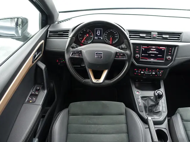 SEAT Ibiza 1.0 TSI Excellence 2019 Benzine 6