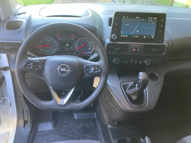 Opel Combo 1.5D L1H1 Edition 2020 Diesel 9