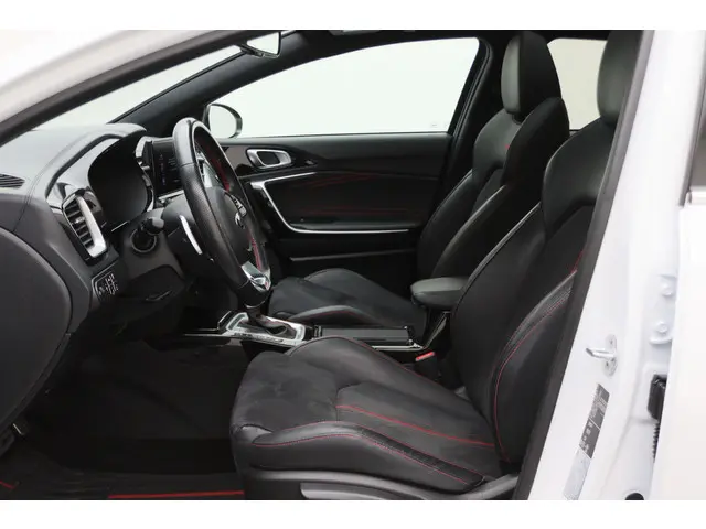 Kia ProCeed 1.6 T-GDI GT 2019 Benzine 12