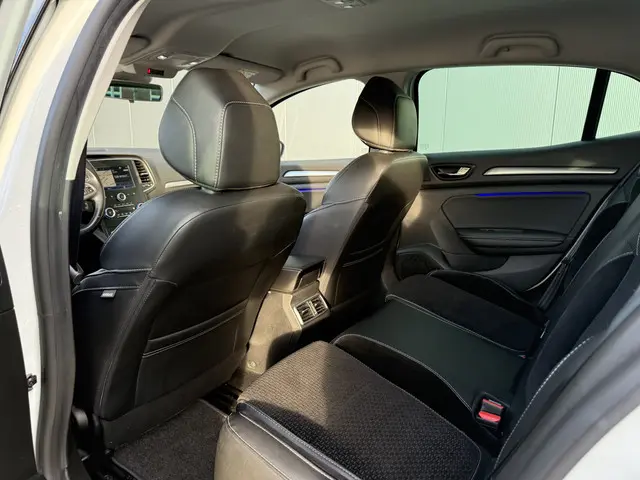 Renault Mégane 1.2 TCe GT-Line 2018 Benzine 28