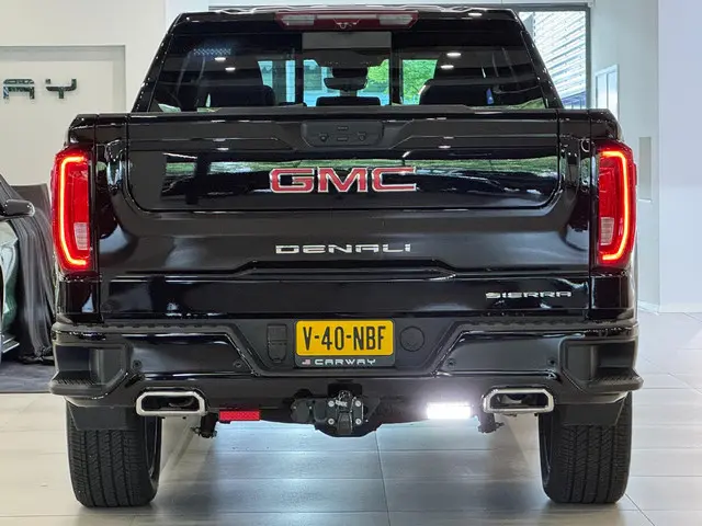 GMC Sierra 6.2 V8 DENALI 2024 Benzine 10