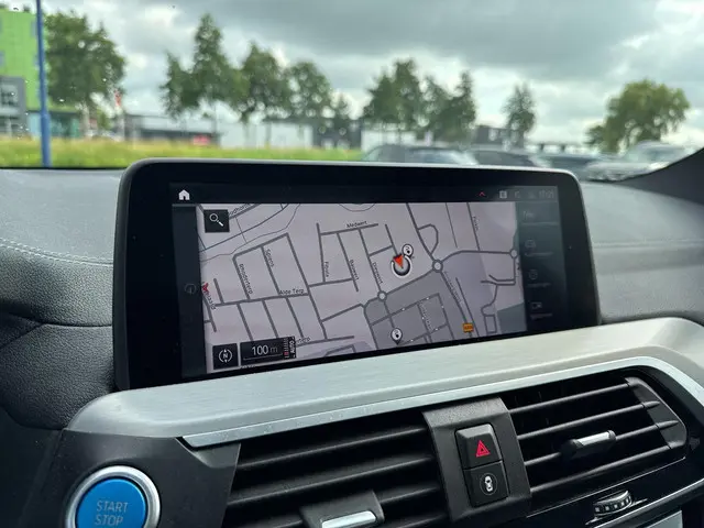 BMW iX3 High Executive 80 kWh 2021 Elektrisch 17