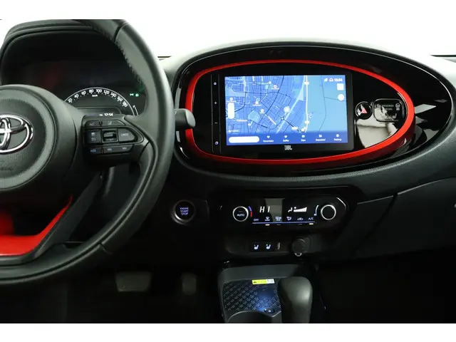 Toyota Aygo X 1.0 VVT-i CVT Undercover 2023 Benzine 46