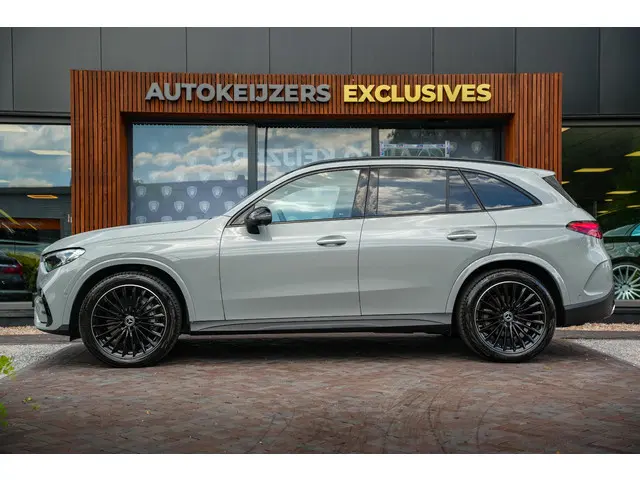Mercedes-Benz GLC 220d 4MATIC AMG Line 2024 Diesel 5