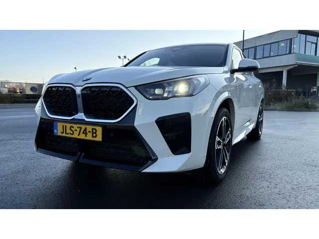 BMW X2 sDrive20i 2025 Benzine 19