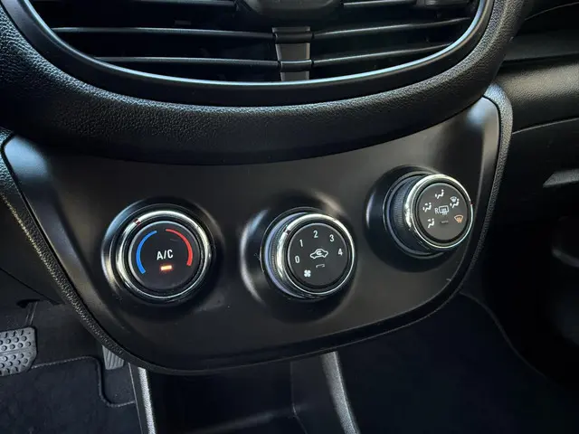 Opel KARL 1.0 ecoFLEX Edition AUTOMAAT 2017 Benzine 14