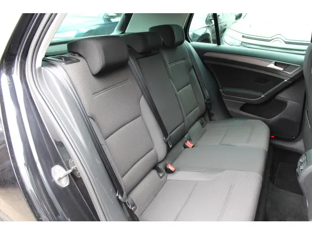 Volkswagen e-Golf E-DITION 2020 Elektrisch 16
