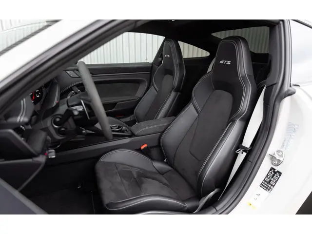 Porsche 911 3.0 Carrera GTS 2022 Benzine 5