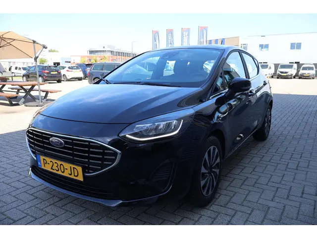 Ford Fiesta 1.0 Hybrid Titanium 2022 Hybride Benzine 10