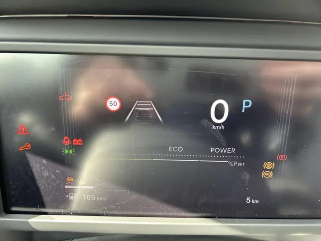 Citroën C4 1.2 Hybrid 145pk Max 2025 Hybride Benzine 10