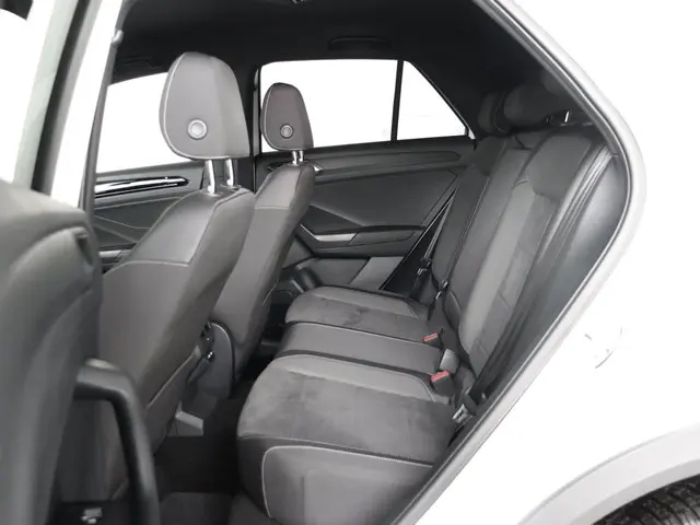 Volkswagen T-Roc 1.0 TSI R-Line Business 2023 Benzine 9