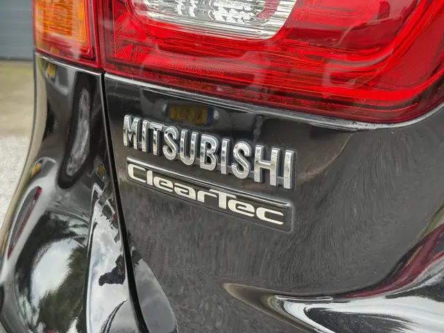 Mitsubishi ASX 1.6 Cleartec Intense 2016 Benzine 25