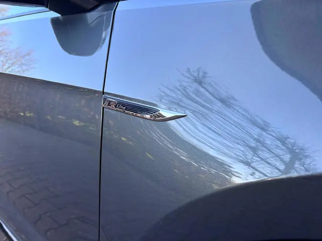 Volkswagen Golf 1.0 TSI Highline Business R 2018 Benzine 9