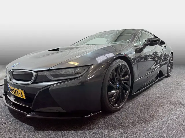 BMW i8 incl BTW Bodykit 2015 Hybride Benzine 37