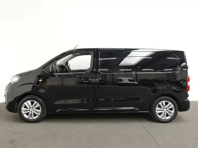 Peugeot Expert L2H1 100pk Premium 2022 Diesel 6