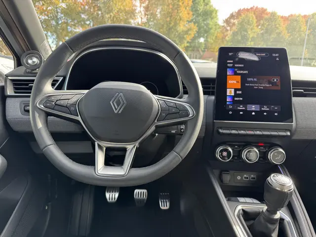 Renault Clio 1.0 TCe 90 GPF Techno 2025!! 2025 Benzine 13