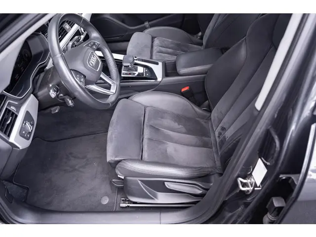 Audi A4 Avant 35 TFSI Business Edition 2021 Benzine 27