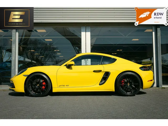 Porsche 718 Cayman GTS 4.0 | Racing Yellow 2023 Benzine 21