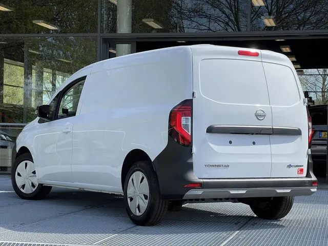 Nissan Townstar N-Connecta L2 45 kWh 2025 Elektrisch
