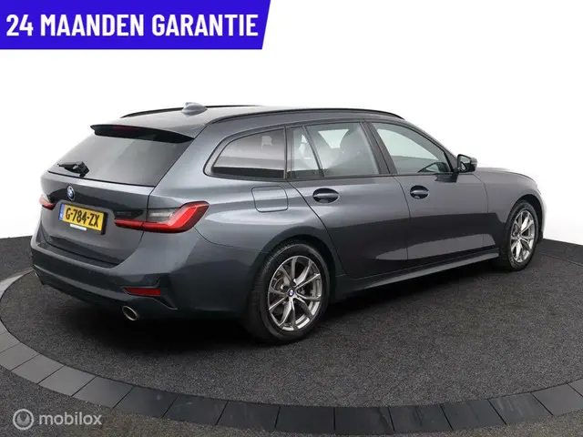 BMW 3 Serie Touring 320i High Executive 2020 Benzine 5