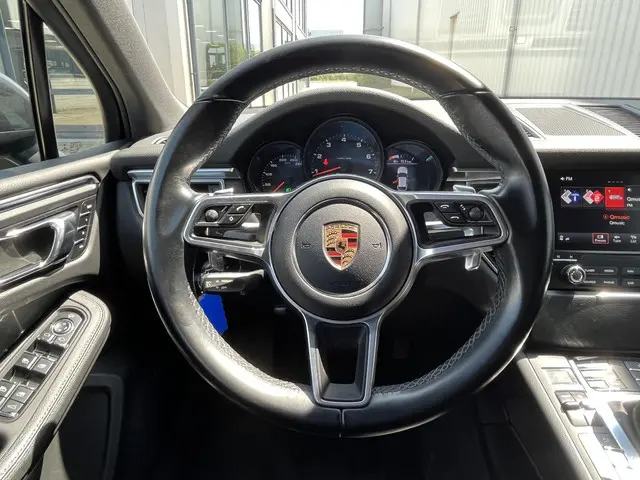 Porsche Macan 2.0 AWD 2017 Benzine 56