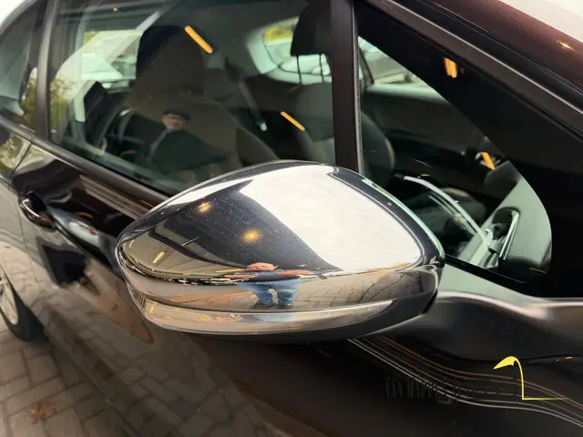 Peugeot 208 1.2 VTi Urban Soul 2013 Benzine 7