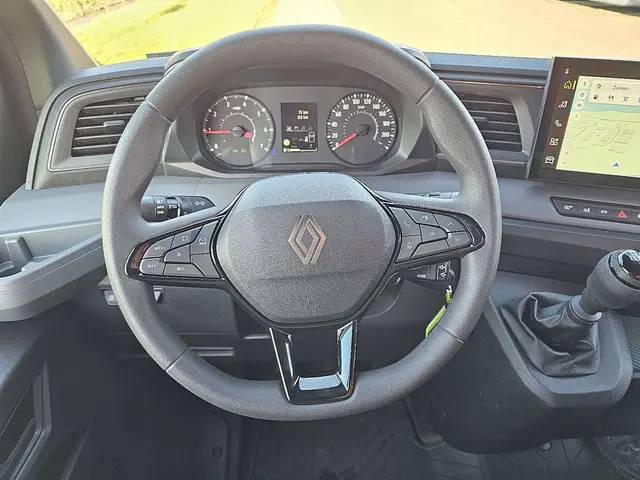 Renault Master 2.0 2024 Diesel 12