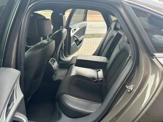 Audi A6 Limousine 2.0 TFSI S-Line Edition 2013 Benzine 14