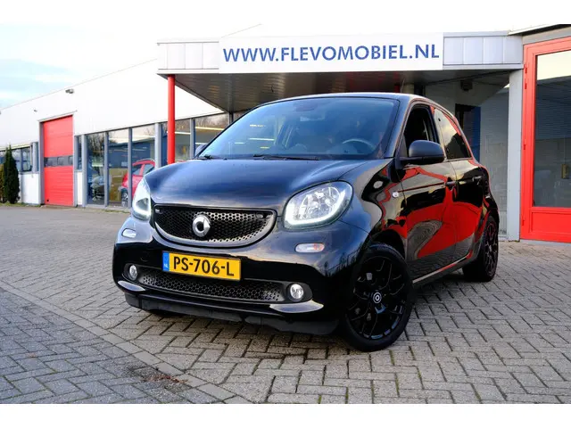 Smart Forfour 1.0 Prime Clima|LMV|Cruise 2017 Benzine