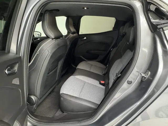 Renault Clio 1.0 TCe 90 GPF techno 2023 Benzine 21