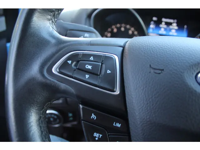 Ford Focus 1.0 126 Pk Titanium HB 2016 Benzine 16