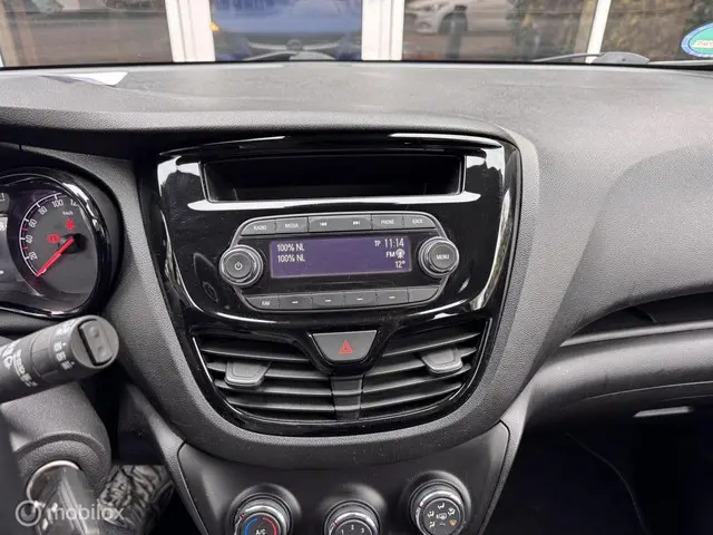 Opel KARL 1.0 ecoFLEX Innovation 2016 Benzine 8