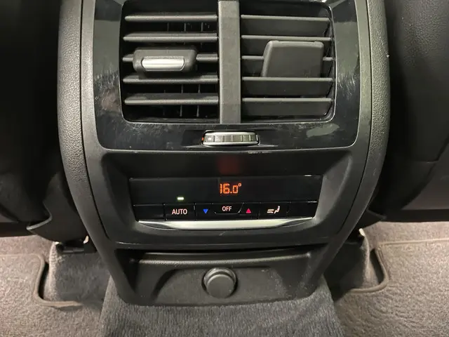 BMW X3 xDrive20i High Executive 2019 Benzine 45