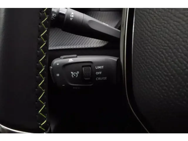 Peugeot e-208 EV GT Pack 50 kWh 2022 Elektrisch 32
