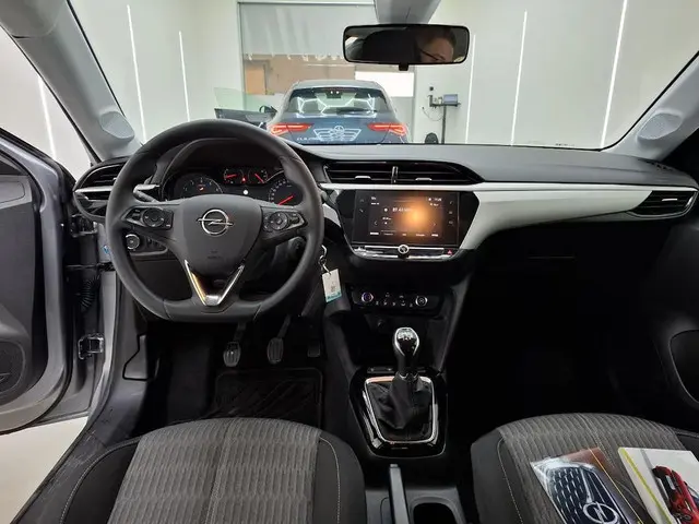 Opel Corsa 1.2 Edition 2020 Benzine 2