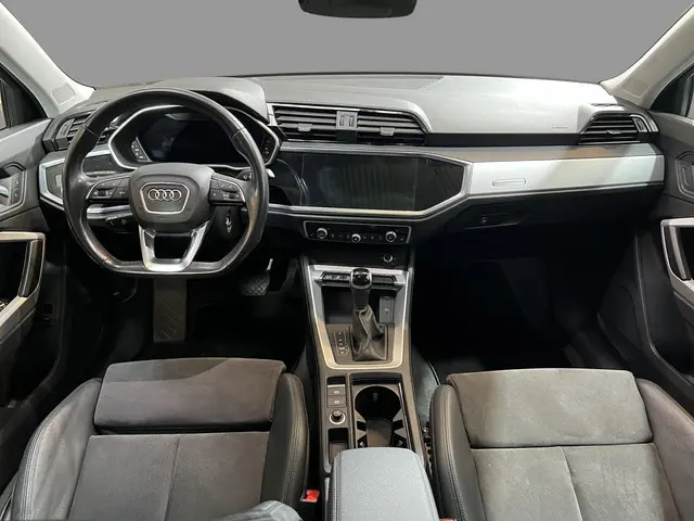Audi Q3 Sportback 35 TFSI S-Line 2021 Benzine 2