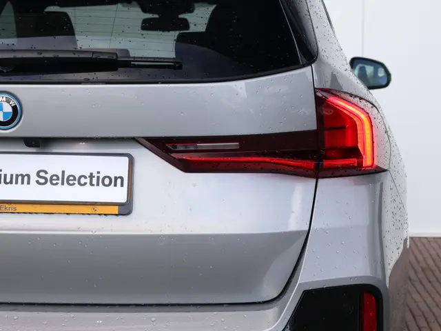 BMW X1 xDrive25e 2025 Hybride Benzine