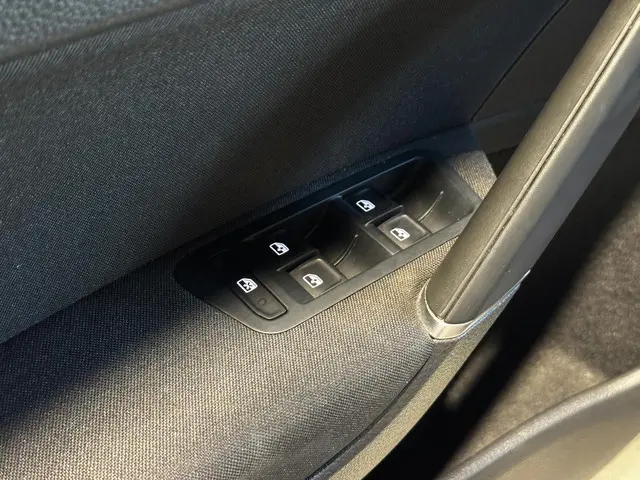 Volkswagen e-Golf E-DITION 2019 Elektrisch 32