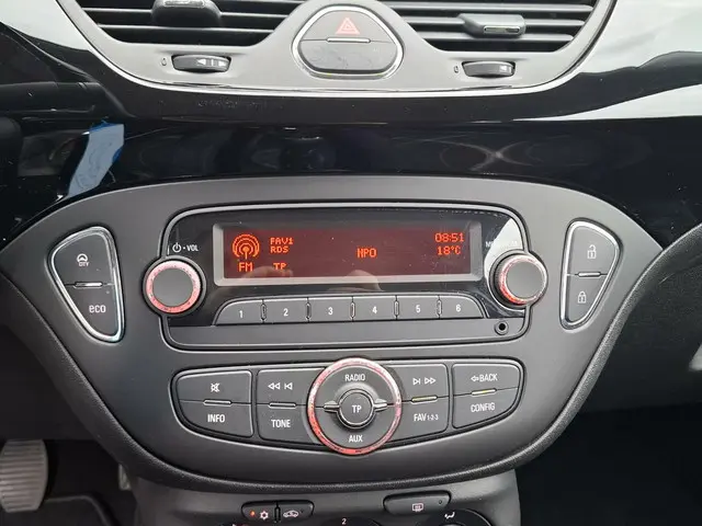 Opel Corsa 1.4 Edition / AIRCO / NETTE AUTO 2016 Benzine 10