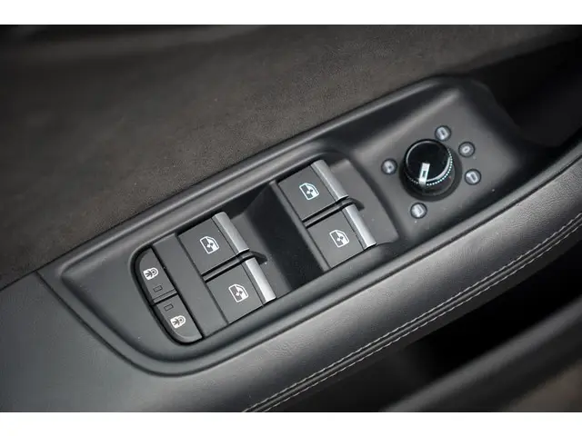 Audi RSQ8 4.0 TFSI Q8 quattro 2021 Benzine 14