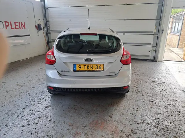 Ford Focus 1.0 EcoBoost Edition 2014 Benzine 6